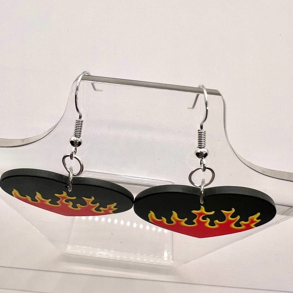 Wednesday Addams Earrings - Flaming Heart Earrings - Goth Earrings - Picture 2 of 11